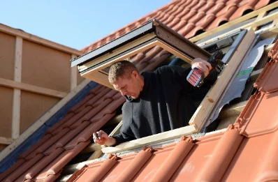 Pose de fenêtres de toit Velux à Creysseilles